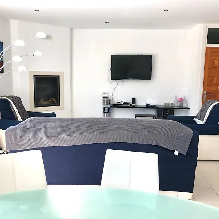 Villa 3 Reyes